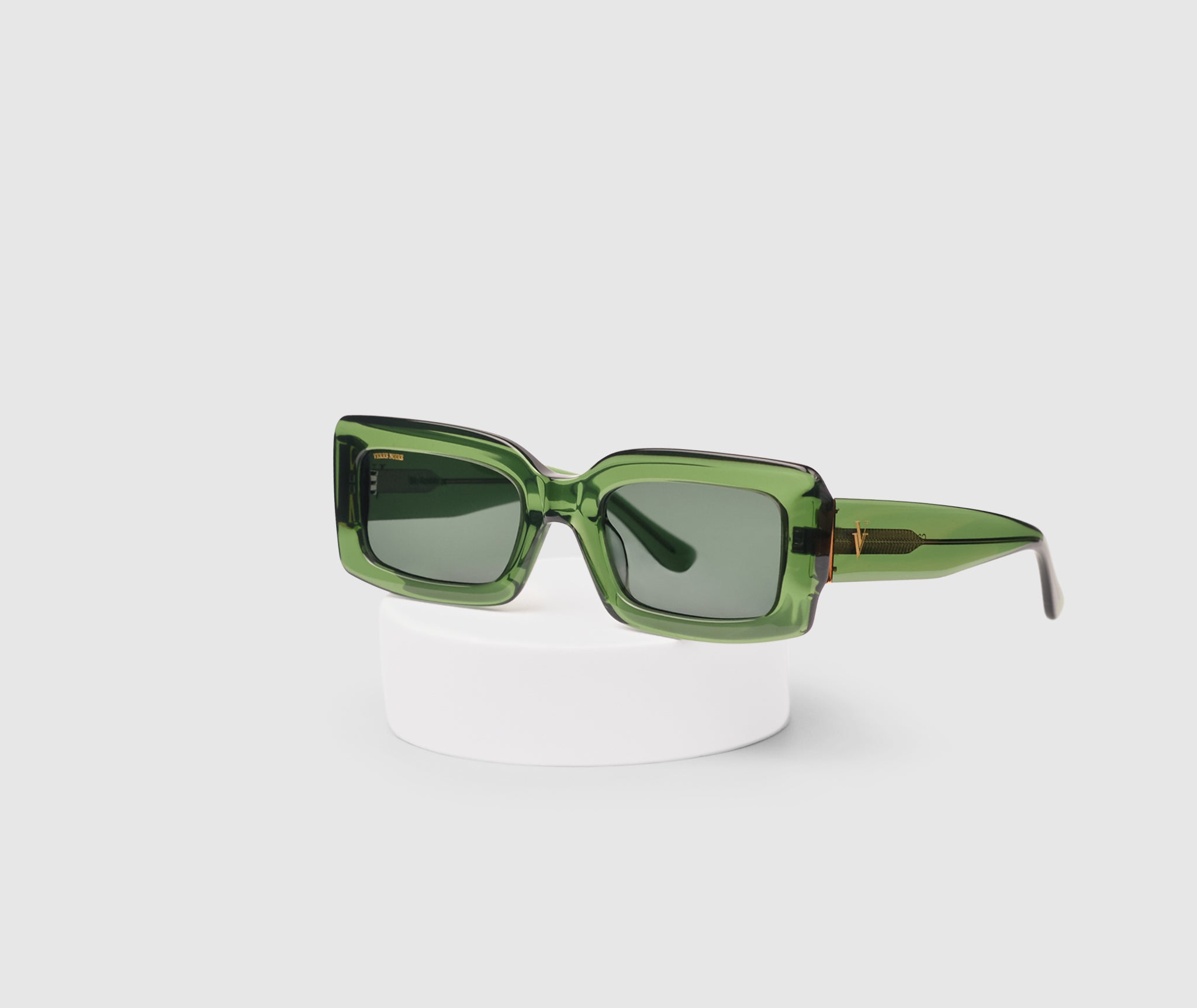 Celeste Frame